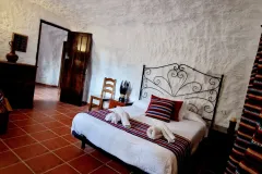 Dormitorio 2 Cueva Cascamorras  3